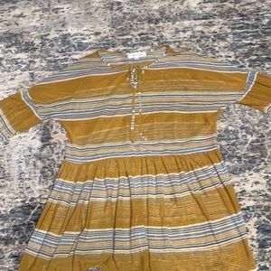 Mustard yellow and blue stripes 💕